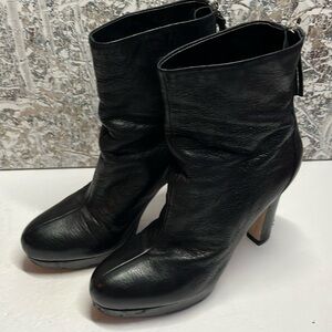 Miu Miu Platform High Heeled Leather Ankle Boots Size 37 Black